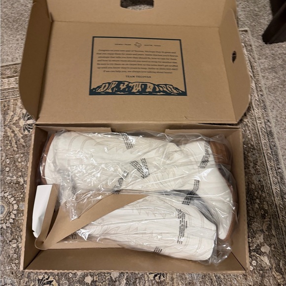 Tecovas The Abby Cream Heeled Boots - Picture 9 of 9